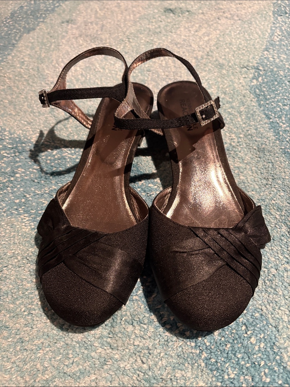Kenneth Cole Reaction Closed Toe Sandals, Sz 5.